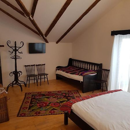 Satu Muscelean Hotel Albestii de Muscel Quarto foto